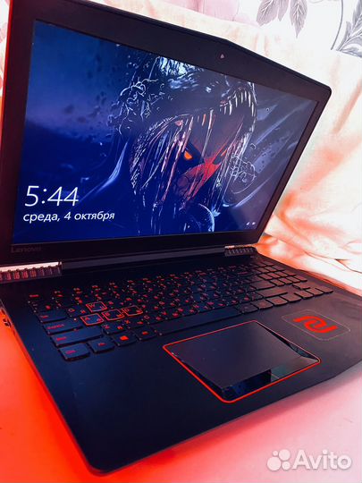 Мощный и быстрый ноутбук Lenovo