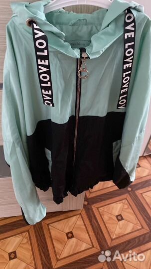 Ветровка женская 46 размер