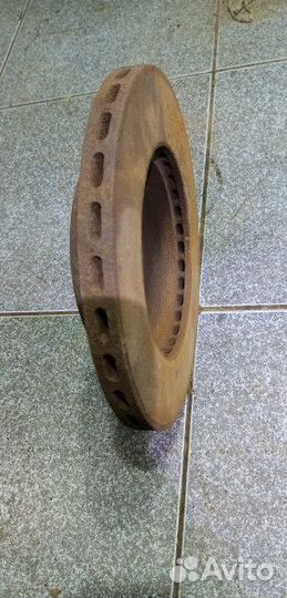 Диск тормозной вентилируемый передний левыйправый