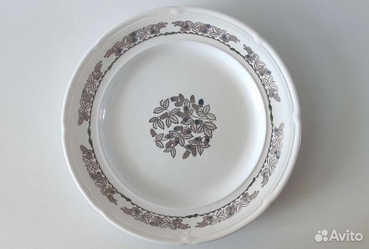 Блюдо СССР. Фаянс. Большая тарелка