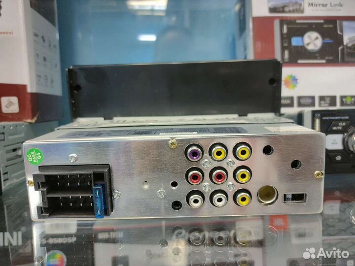 Магнитола 1din с экраном