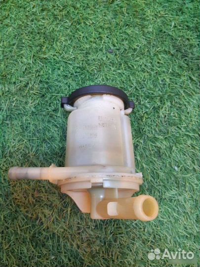 Бачок гур Geely Vision 2008