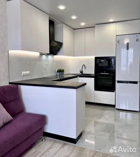 Кухонный гарнитур в студию