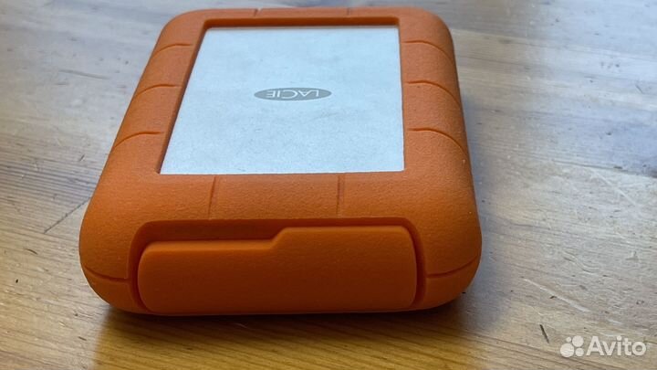 LaCie Rugged raid PRO 4 тб,stgw4000800