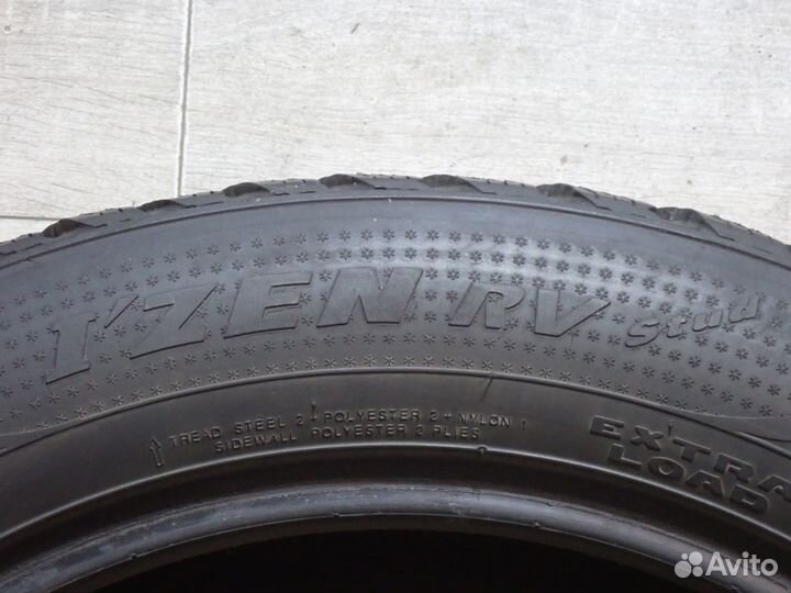 Kumho I'Zen RV Stud KC16 255/50 R19 107T