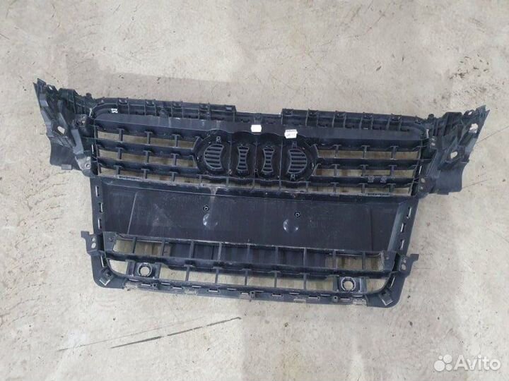 Решетка радиатора Audi A4 B8 седан 2.0 CDN