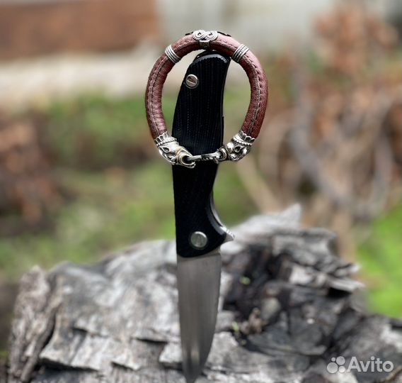 Кожаный браслет