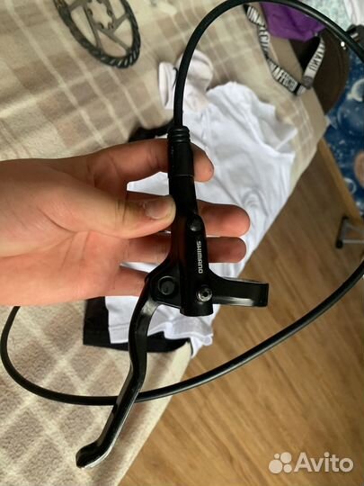 Гидравлический тормоз shimano передний