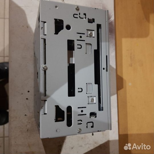 Магнитола на mitsubishi pajero 4