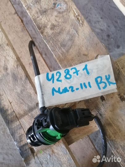 Насос омывателя лобового стекла Mazda 3 BK