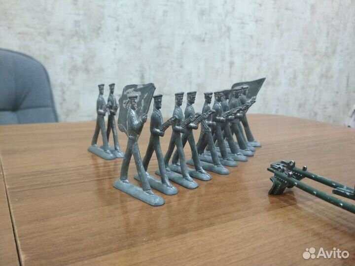 Оловянные солдатики СССР