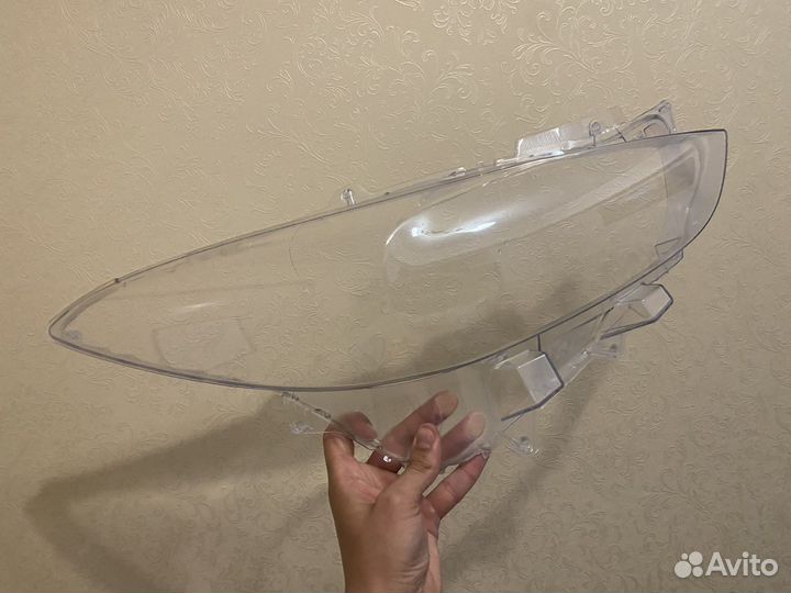 Стекло на фару мазда 3