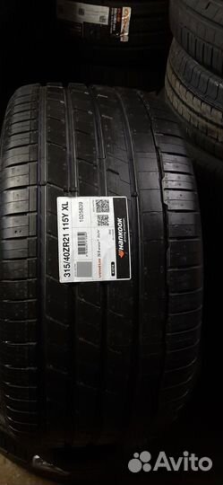 Hankook Ventus S1 Evo 3 K127 275/45 R21 и 315/40 R21 115Y