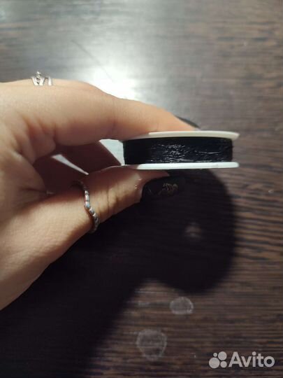 Катушка проволока и нитка