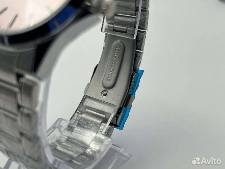 Наручные часы женские