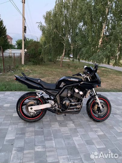 Yamaha fz400