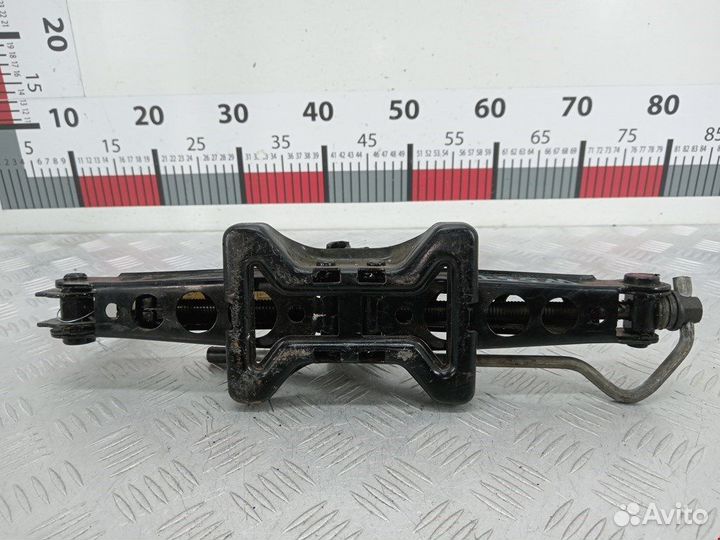 Домкрат для Ford Focus 2 1480006