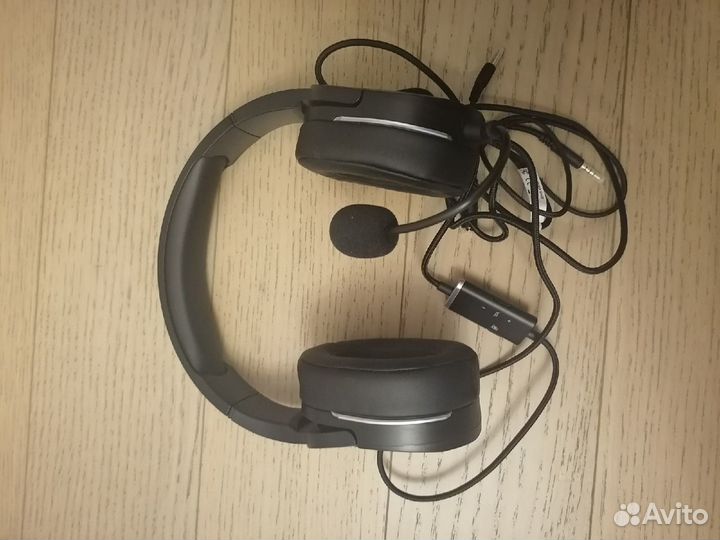 Проводная гарнитура MSI Immerse GH20 черный