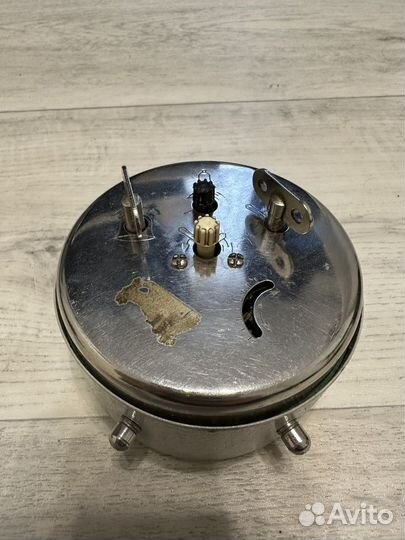 Будильник Севани часы Sevani СССР