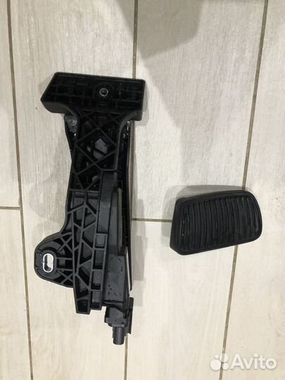 Педаль kia stinger