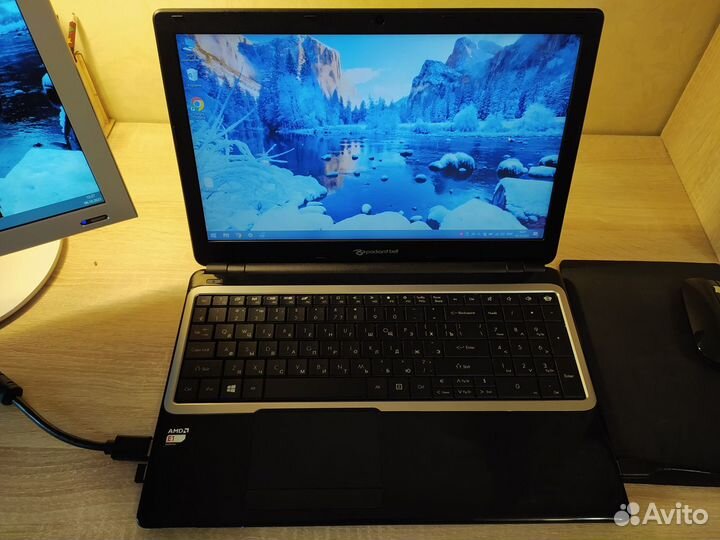 MSI Packard Bell MS2384 + монитор Samsung