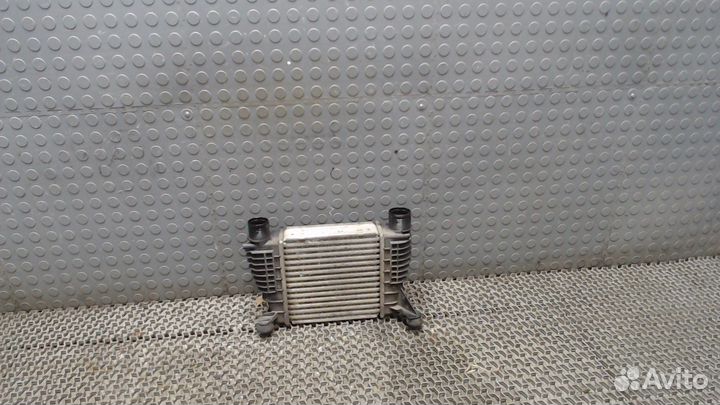 Радиатор интеркулера Nissan Note E11, 2010