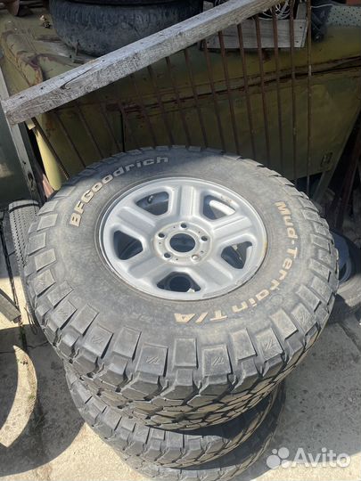 BF Goodrich MT 255/85 16