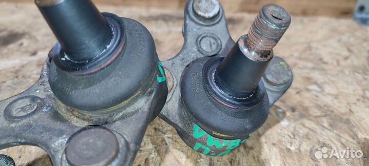 Шаровая опора VW Passat B7 3C0 366B