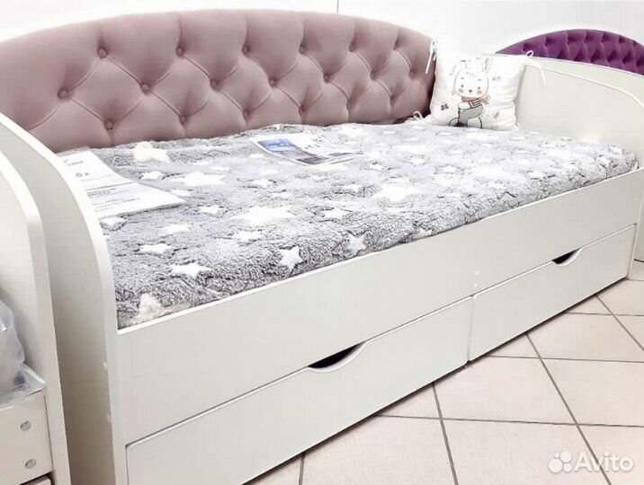 Кровать софа №9 с мягкой спинкой