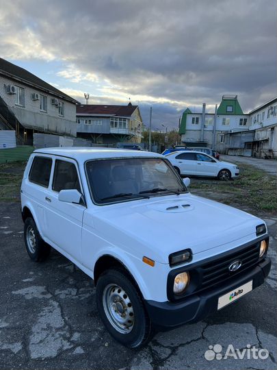 LADA 4x4 (Нива) 1.7 МТ, 2001, 100 000 км
