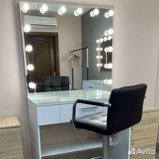 Аренда рабочего места,макияж, ламинирование ресниц