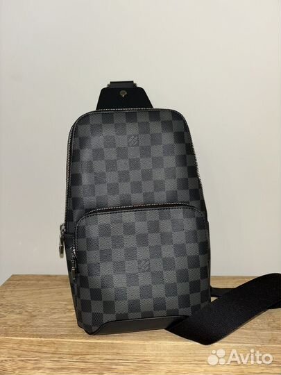 Louis vuitton avenue sling bag