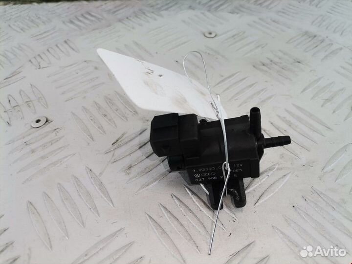 Клапан вакуумного управления Audi A3 8L 1999