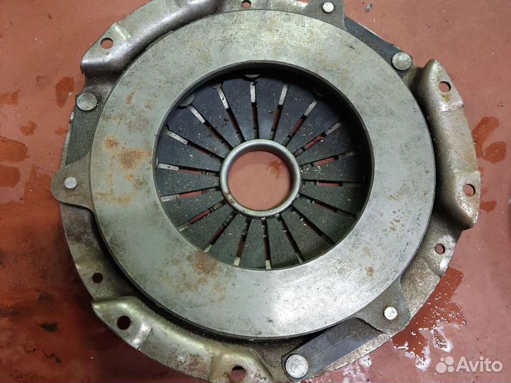 Диск сцепления газ24. Корзина сцепления газ24