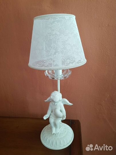 Лампа настольная
