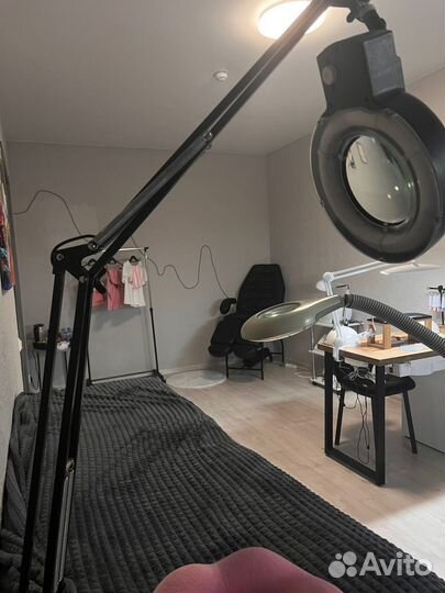 Лампа лупа напольная и на струбцине