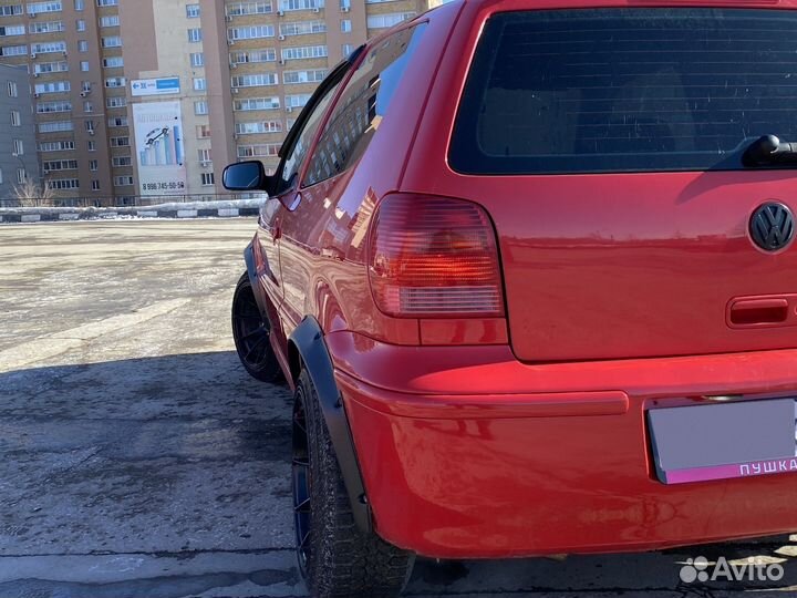 Volkswagen Polo 1.6 МТ, 2001, 100 000 км