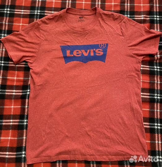 Футболка Levis