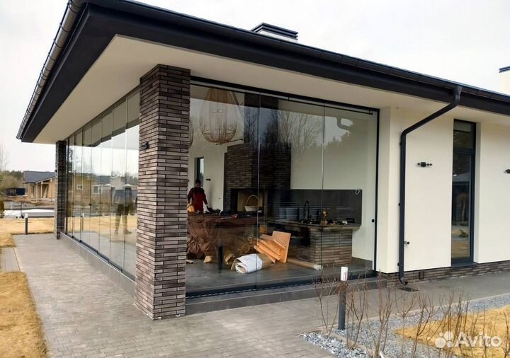 Панорамное остекление загородных домов, квартир