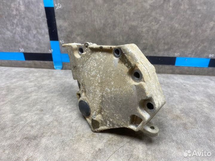 Крышка ремня Грм Renault Logan 2 K4M 1.6 (82) 2014