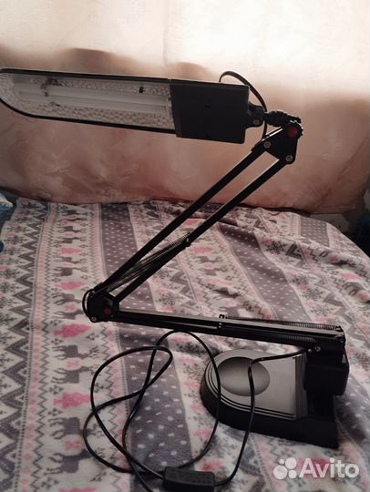 Лампа настольная