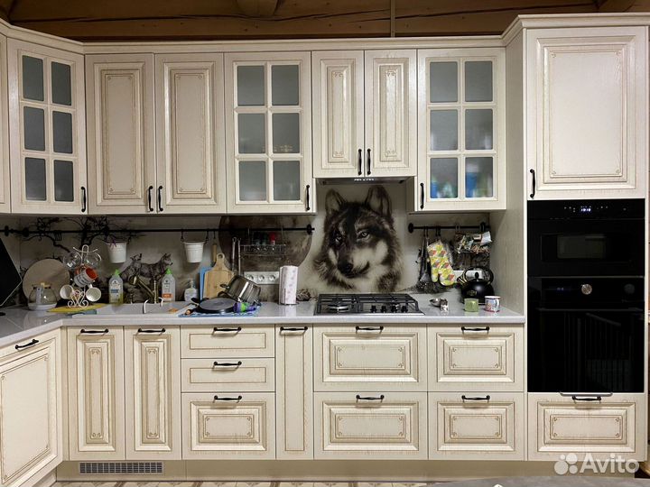 Кухонный гарнитур классика