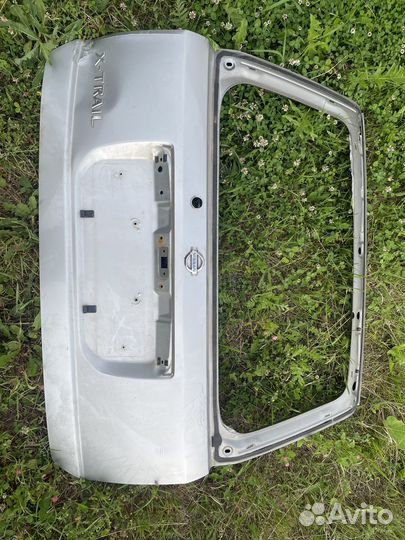 Крышка (дверь) багажника Nissan x-trail t 30