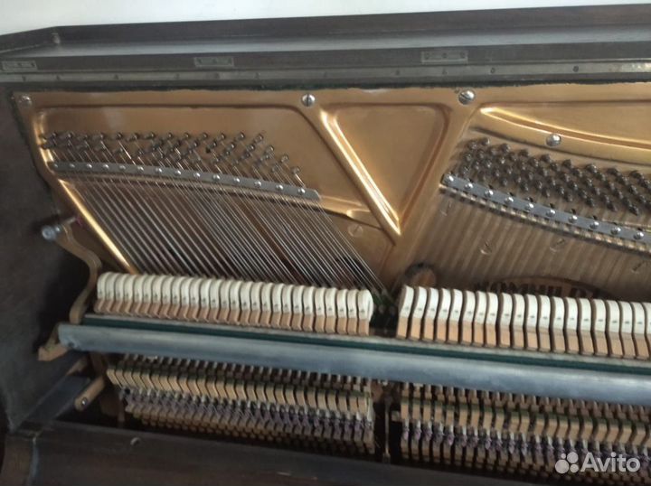 Продам пианино Romhildt Weimar