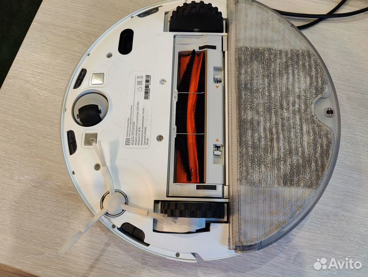 Робот-пылесос Xiaomi Mi Robot Vacuum Mop белый