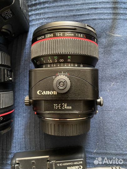 Фотоаппарат Canon EOS 5D и 2 объектива, комплект