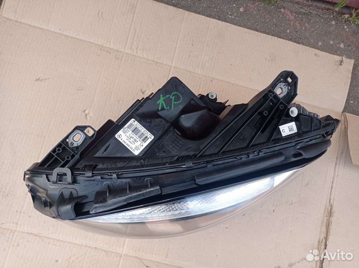 Фара левая Mercedes B w246 Led рестайлинг