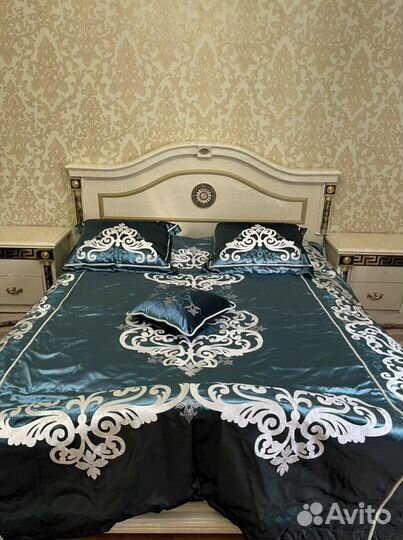 Покрывало с наволочками