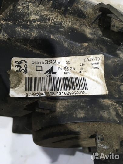 Фара правая (Peugeot 307)