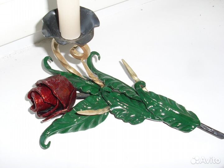 Подсвечник кованый роза